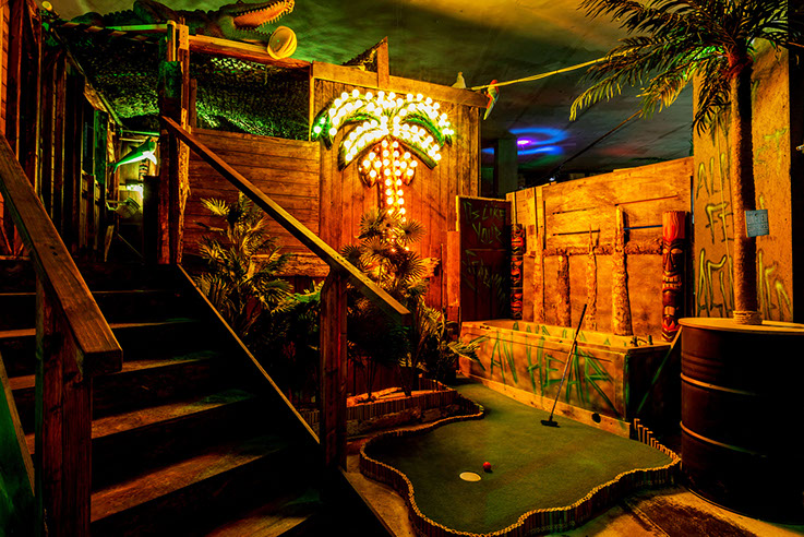 Junkyard Crazy Golf (Halloween Special)